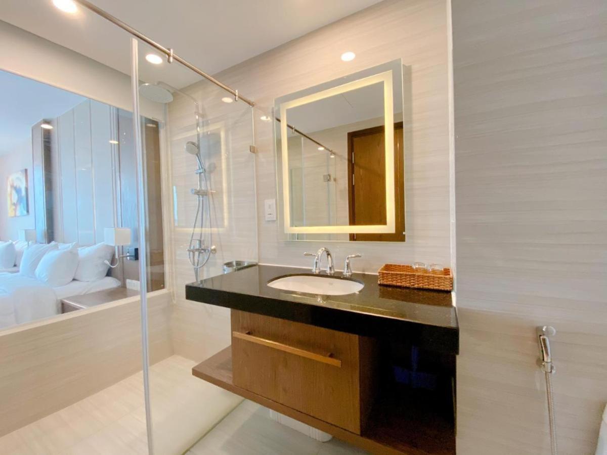 Panorama Sky Blue Nha Trang Aparthotel Exterior photo