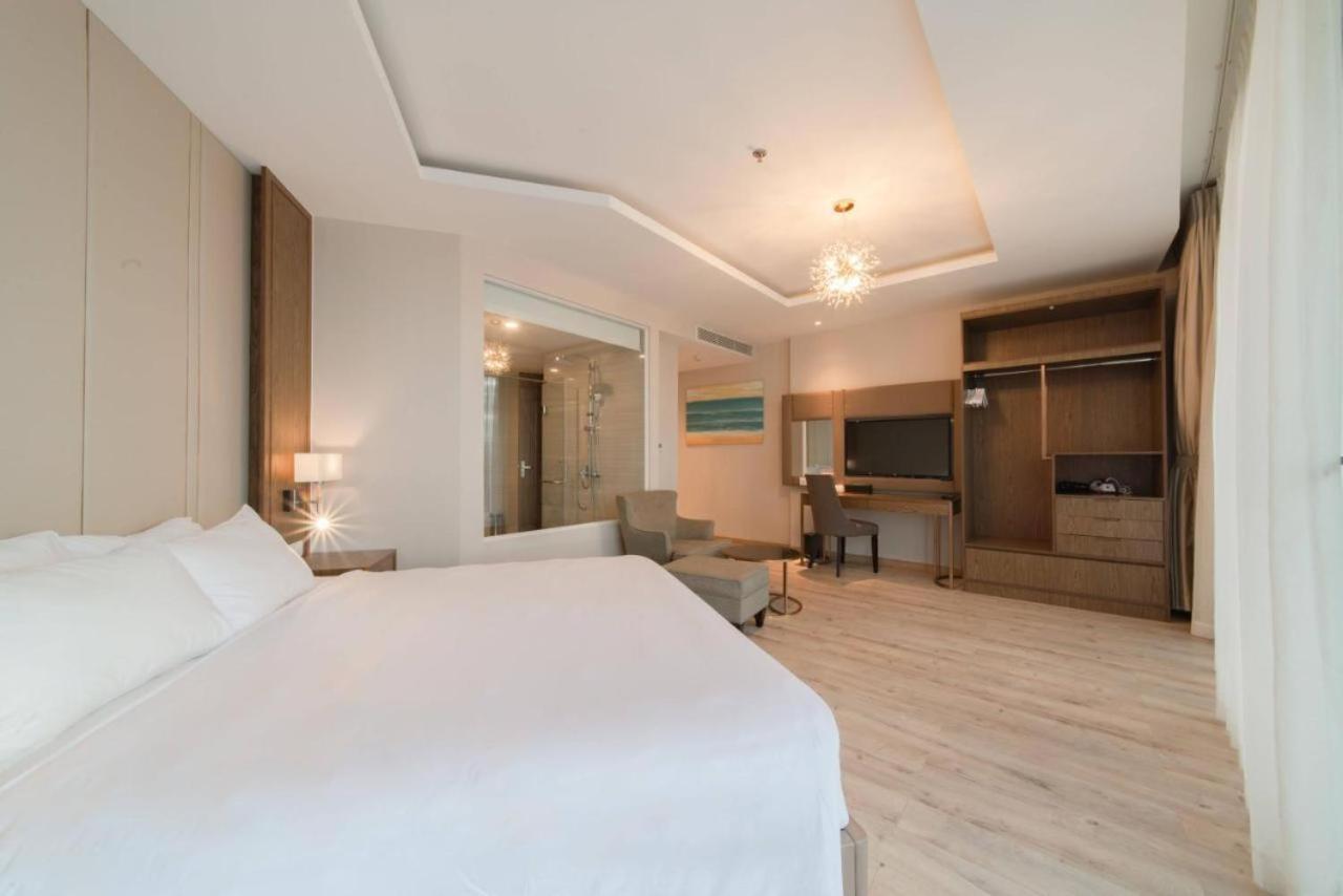 Panorama Sky Blue Nha Trang Aparthotel Exterior photo
